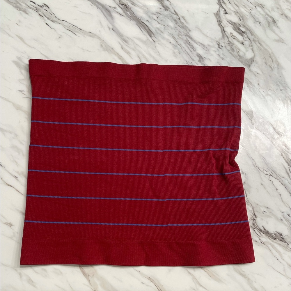 Maroon tube top